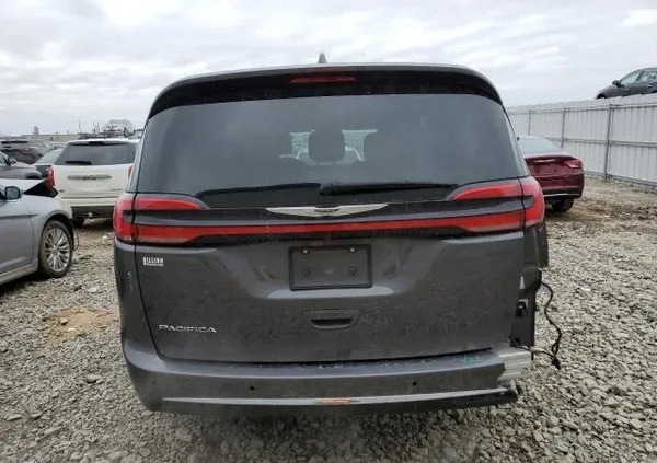 Chrysler Pacifica cena 69999 przebieg: 138892, rok produkcji 2021 z Nowogród małe 79